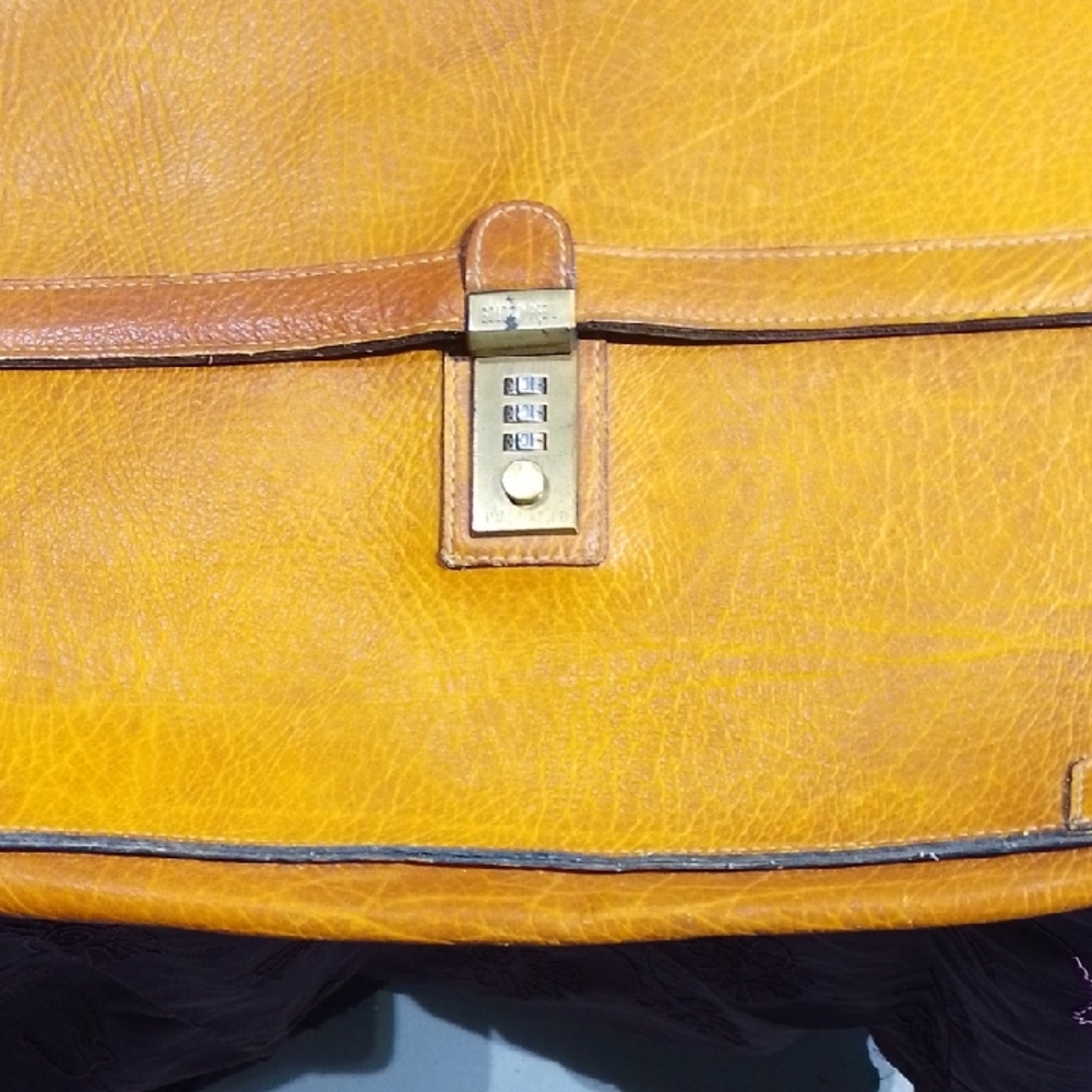 Gold Pfeil  Leather Briefcase. Made in Germany